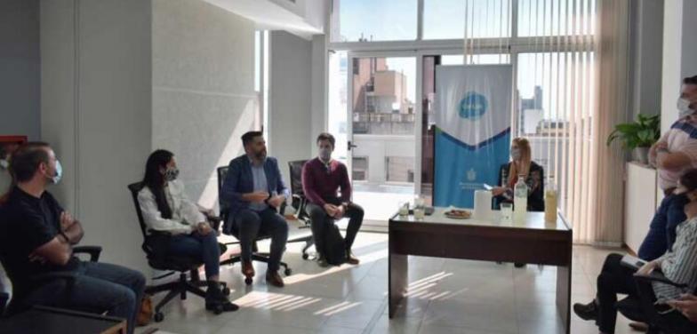 CorLab lanza ciclo de encuentros emprender B2G