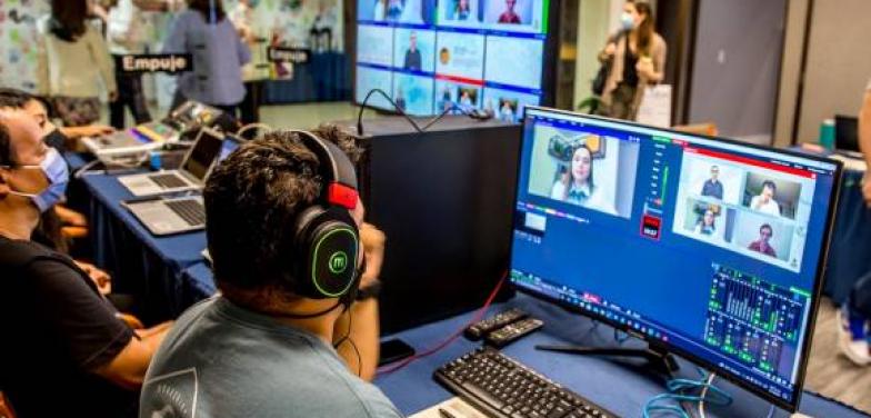 A dialogar sobre el estado de la digitalización en las empresas en Colombia