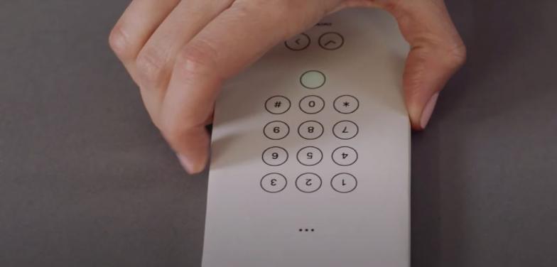 Un sobre de papel para usar menos el móvil, una aplicación para hablar con los ojos y otros experimentos de Google