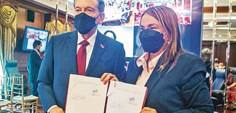 Plan educativo de transformación digital arranca con $50 millones