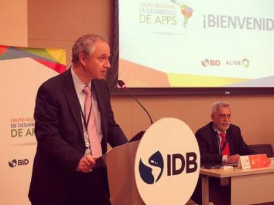 Gobiernos de la región deben invertir en talento humano para transformación digital