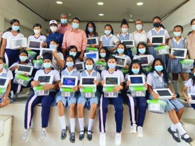 MinTIC entregó kits con herramientas tecnológicas en San Martín de Loba