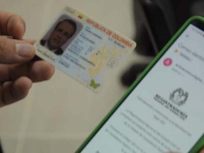 La transformación digital en Colombia ha venido ganando terreno en los últimos años, esto acelerado por la pandemia y la necesidad de llevar a cabo diligencias y procesos desde un computador o celular de una manera eficiente. Cada día, temas como la interoperabilidad, manejo de datos y digitalización hacen parte de la discusión nacional, por un lado, representa una apertura al avance, por el otro, una situación compleja en un país con una brecha digital preocupante.  Conoce el caso completo en: https://www.
