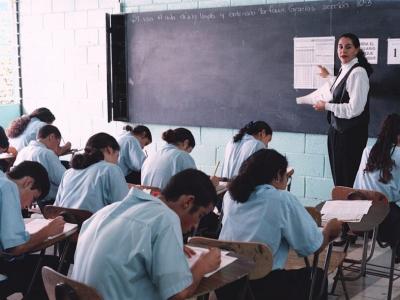 ¿Cómo la tecnología promueve la transformación digital en la educación?