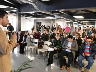 Un espacio para innovar y conectar: Providencia inaugura cowork para las startups